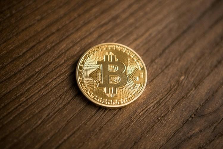 随着交易所流入量持续增加，比特币面临看跌压力——BTC 会失去 112,000 美元的支撑位吗